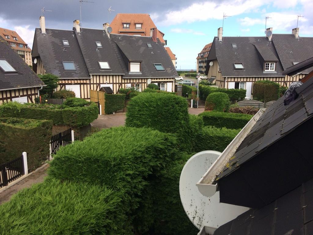 Le Village De La Plage Вилле-сюр-Мер Экстерьер фото